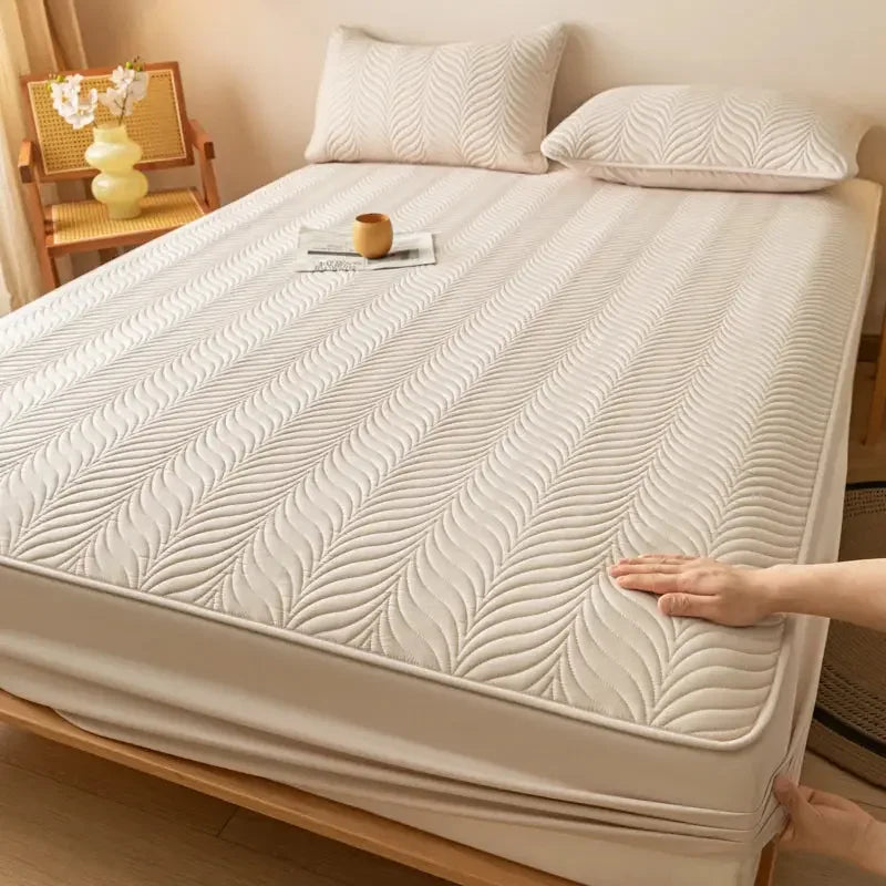 Waterproof Mattress Protector 1Piece - Ultra Soft Breathable & Hypoallergenic Fitted Bed Protector - Confia - reusablefoodstoragebags confia