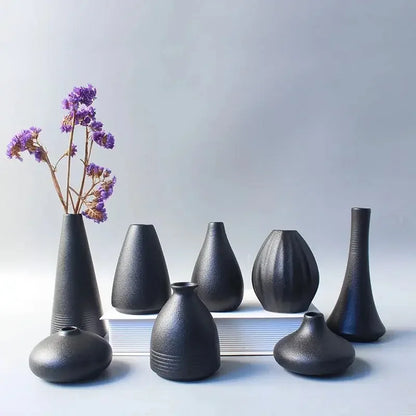 Handcrafted Black Ceramic Vase - Modern Minimalist Decor for Living Room, Bedroom, Bookshelf | Perfect for Weddings & Gifts - Confia